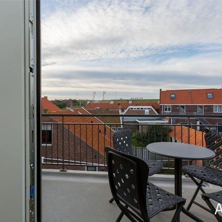 Alluring Apartment In Zoutelande Close To Centre & Sea Eksteriør billede